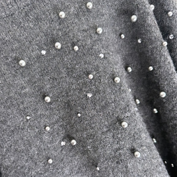 LIKE NEW H&M Grey Sweater with Pearls and Rhineatones Stretchy Long Sleeve Knit - Picture 3 of 4